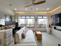 Blk 874B Tampines Greenflora (Tampines), HDB 5 Rooms #560558551